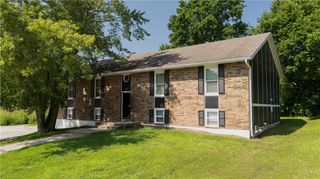 704 NE Ball Drive, Lee's Summit, MO 64086