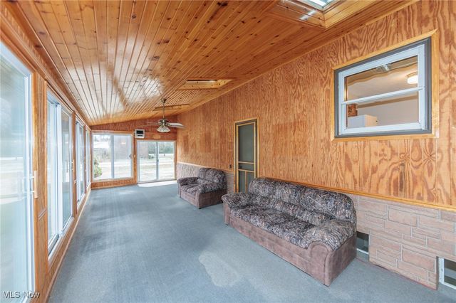 6199 Vandemark Road, Medina, OH 44256