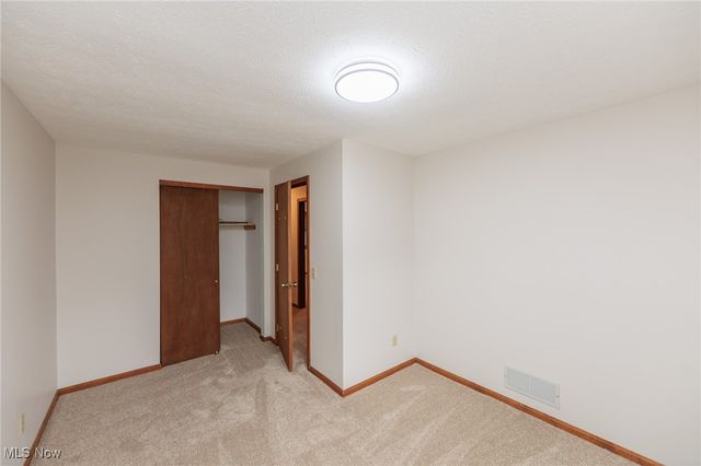 6199 Vandemark Road, Medina, OH 44256