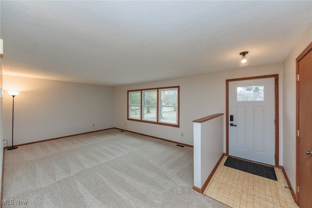 6199 Vandemark Road, Medina, OH 44256