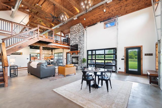 1400 Hayes Road, Granville, OH 43023