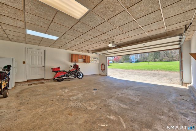 15 Wilton Road, Plymouth, CT 06782