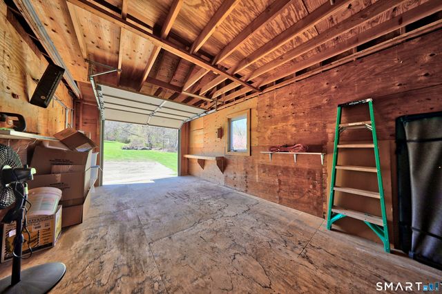 15 Wilton Road, Plymouth, CT 06782