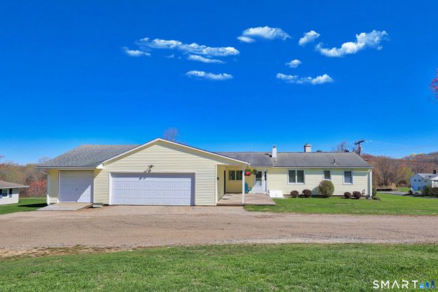 15 Wilton Road, Plymouth, CT 06782