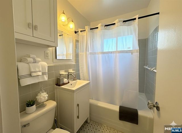 3091 Edwin Avenue 3D, Fort Lee, NJ 07024