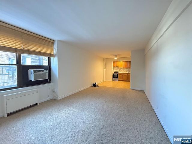 3091 Edwin Avenue 3D, Fort Lee, NJ 07024