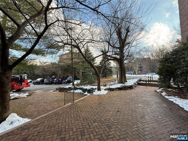 3091 Edwin Avenue 3D, Fort Lee, NJ 07024