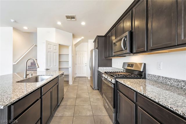 1270 Smokey Valley Lane, Henderson, NV 89002