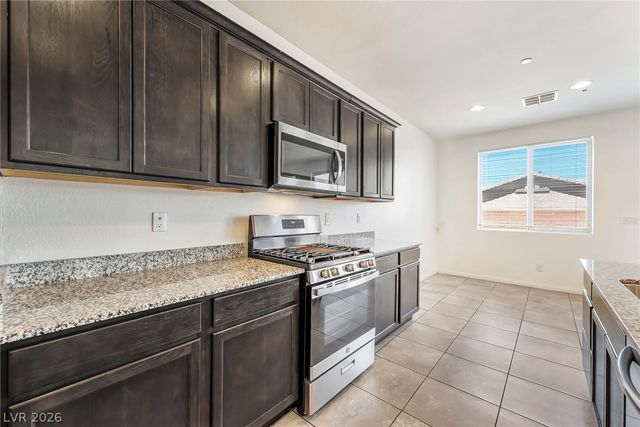 1270 Smokey Valley Lane, Henderson, NV 89002