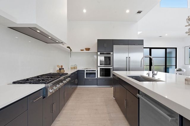 8400 Lakewood Ridge CV, Austin, TX 78738