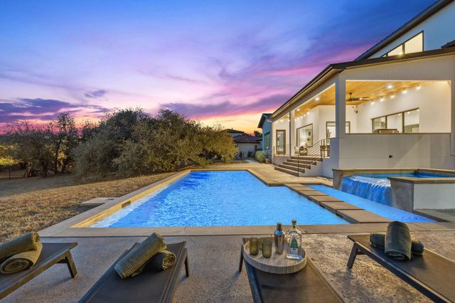 8400 Lakewood Ridge CV, Austin, TX 78738