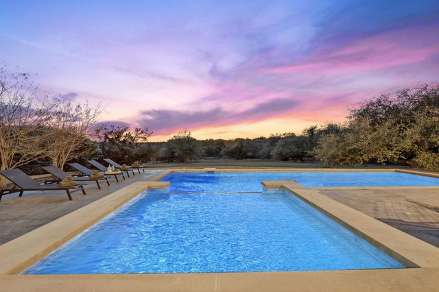 8400 Lakewood Ridge CV, Austin, TX 78738