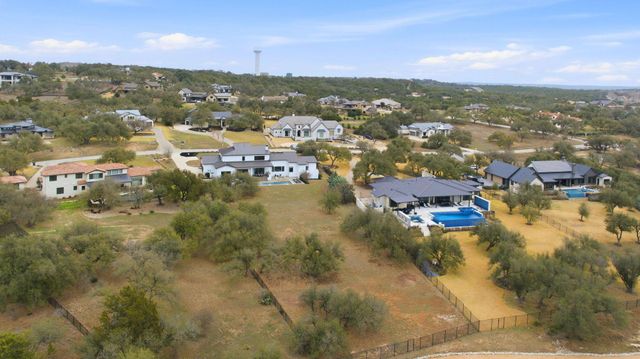 8400 Lakewood Ridge CV, Austin, TX 78738