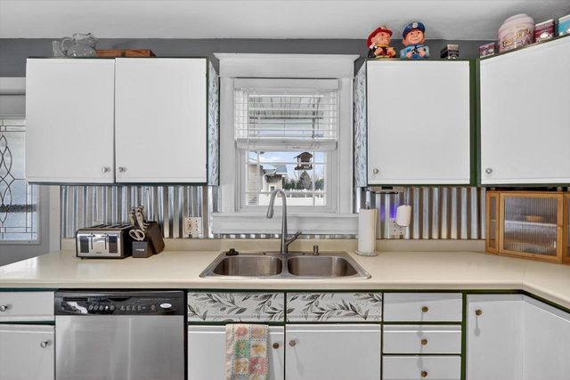 4028 E Rotamer Road, Janesville, WI 53546