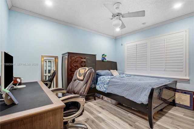 3127 NW 68th St, Fort Lauderdale, FL 33309