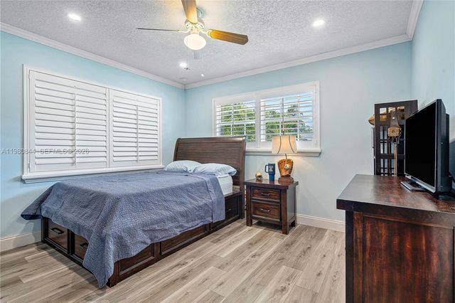 3127 NW 68th St, Fort Lauderdale, FL 33309