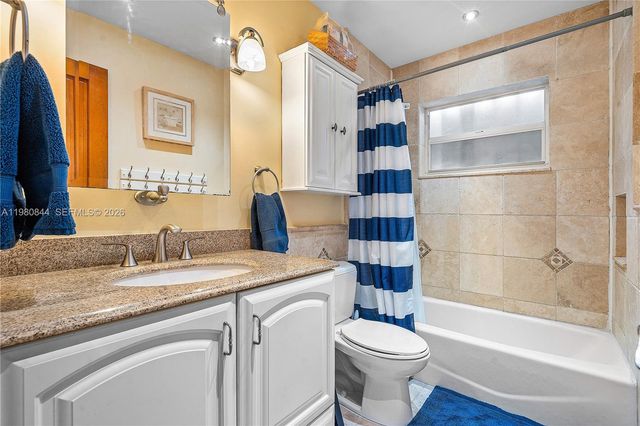 3127 NW 68th St, Fort Lauderdale, FL 33309