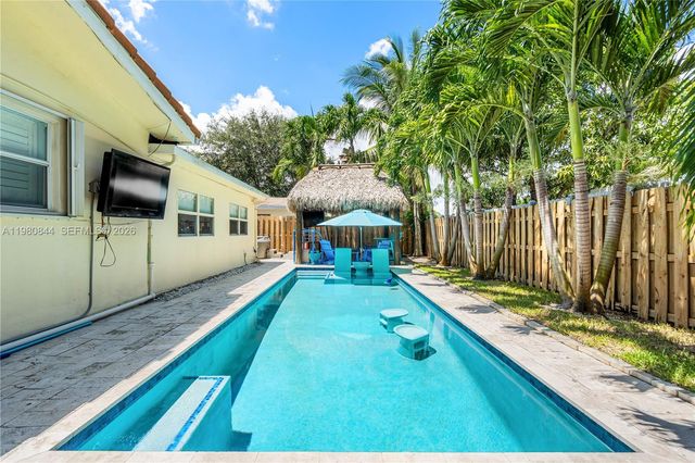 3127 NW 68th St, Fort Lauderdale, FL 33309