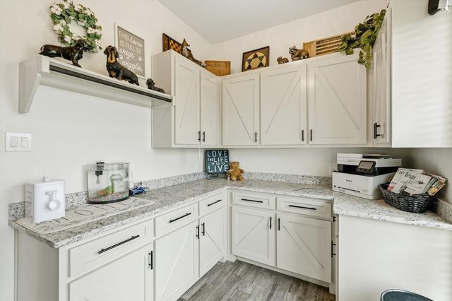 6020 Honeysuckle Road, Midlothian, TX 76065