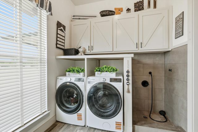 6020 Honeysuckle Road, Midlothian, TX 76065