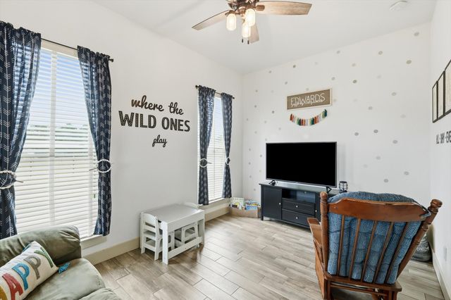 6020 Honeysuckle Road, Midlothian, TX 76065