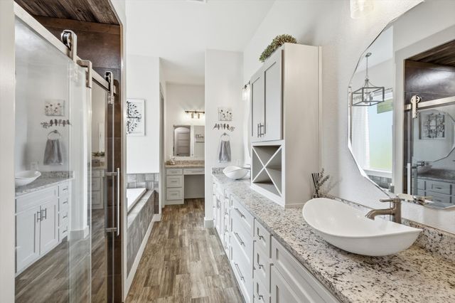 6020 Honeysuckle Road, Midlothian, TX 76065