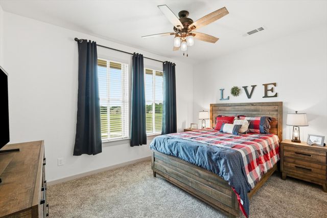 6020 Honeysuckle Road, Midlothian, TX 76065