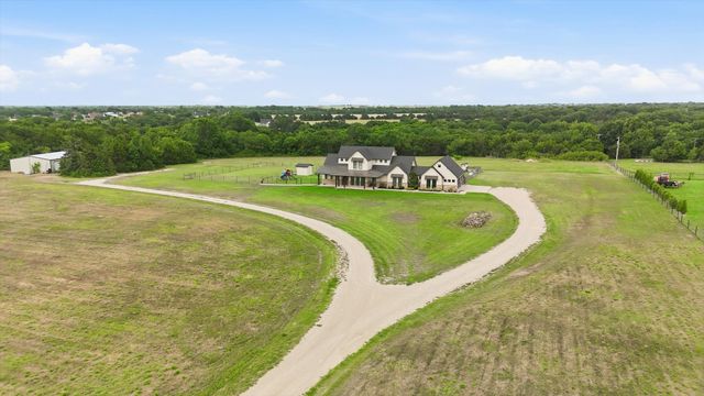 6020 Honeysuckle Road, Midlothian, TX 76065