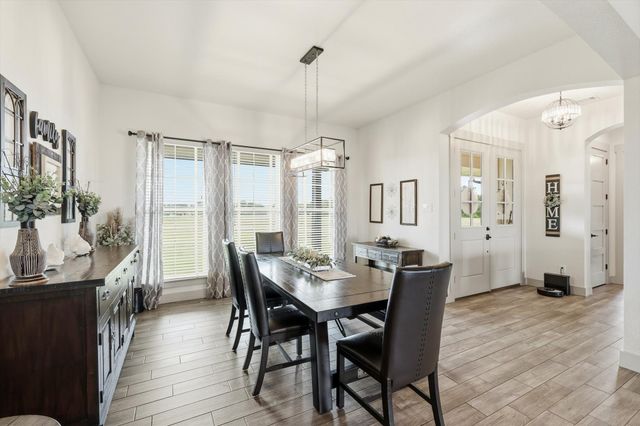 6020 Honeysuckle Road, Midlothian, TX 76065