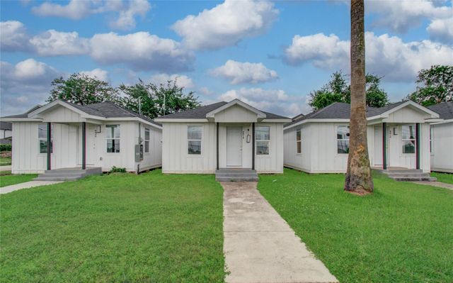 4910 Lee Street, Houston, TX 77020