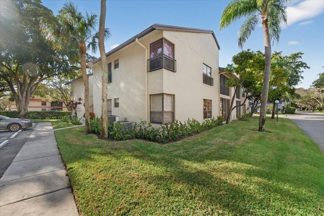 4467 Carambola Circle S, Coconut Creek, FL 33066