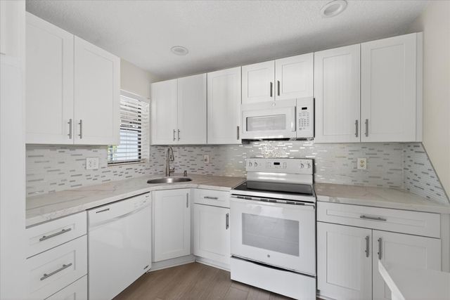 4467 Carambola Circle S, Coconut Creek, FL 33066
