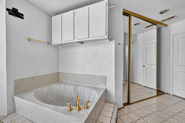 1535 Beaconshire Road, Houston, TX 77077