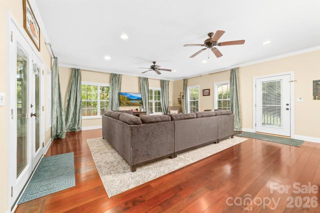 15002 Dexter Lemmond Court, Charlotte, NC 28227