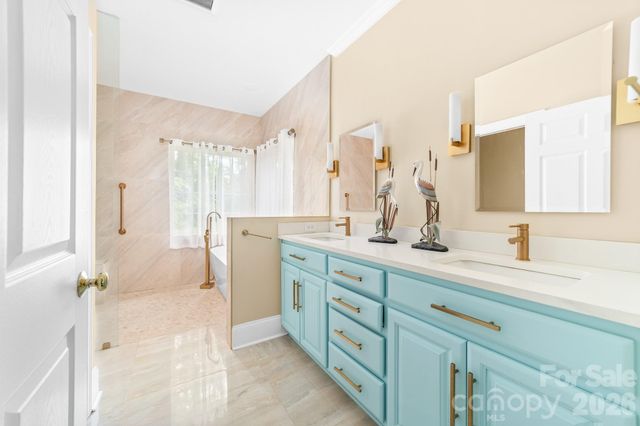 15002 Dexter Lemmond Court, Charlotte, NC 28227