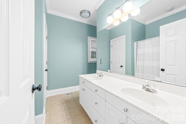 15002 Dexter Lemmond Court, Charlotte, NC 28227