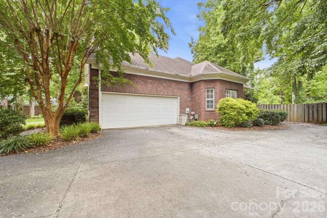 15002 Dexter Lemmond Court, Charlotte, NC 28227