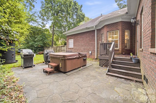 15002 Dexter Lemmond Court, Charlotte, NC 28227