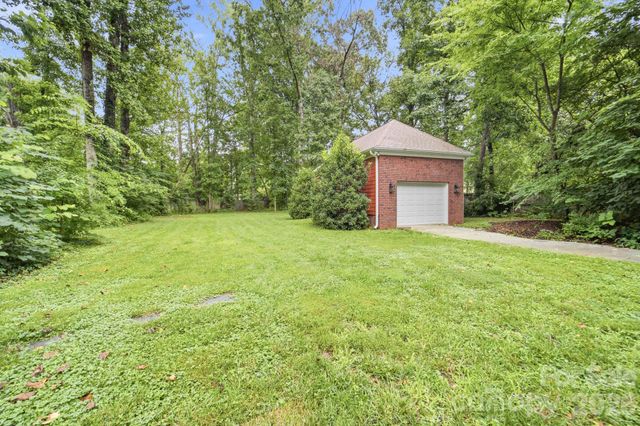 15002 Dexter Lemmond Court, Charlotte, NC 28227