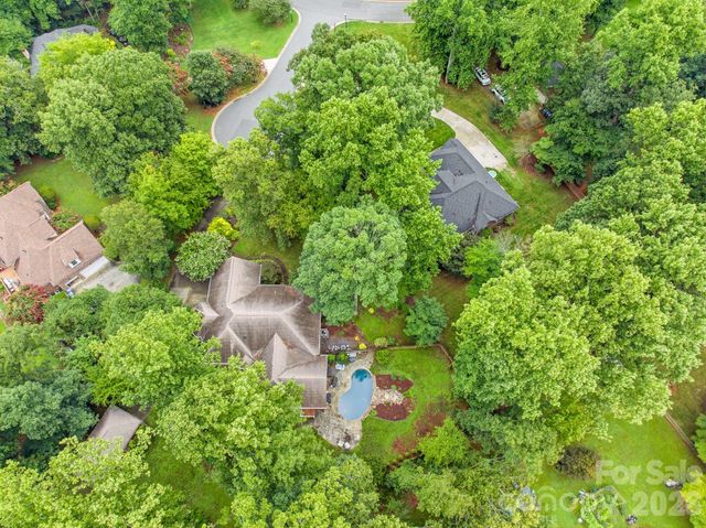 15002 Dexter Lemmond Court, Charlotte, NC 28227