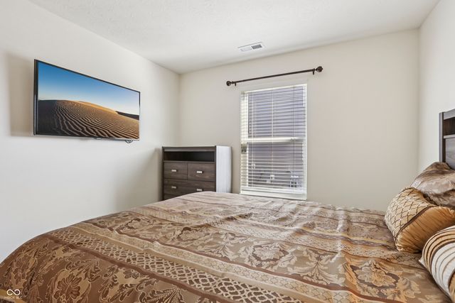 1732 Dogwood Lake Way, Indianapolis, IN 46239