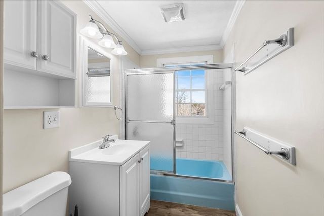 8 Captain Cook Ln 8, Barnstable, MA 02632