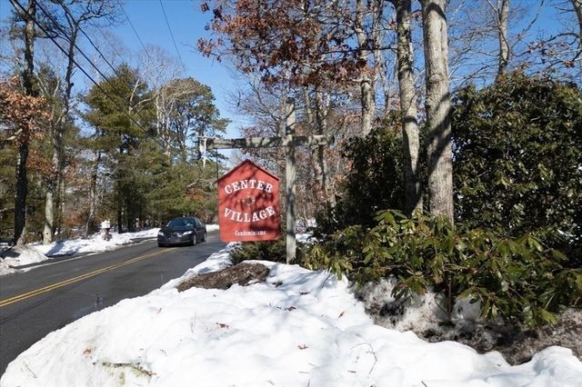 8 Captain Cook Ln 8, Barnstable, MA 02632