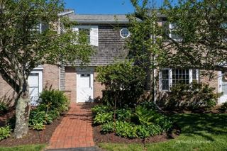 8 Captain Cook Ln 8, Barnstable, MA 02632