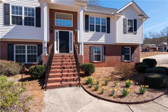 1025 Monticello Drive, Monroe, GA 30655