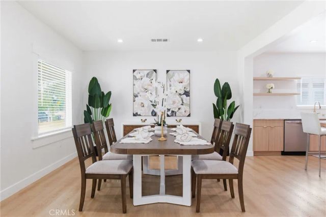 4207 S Van Ness Avenue, Los Angeles, CA 90062
