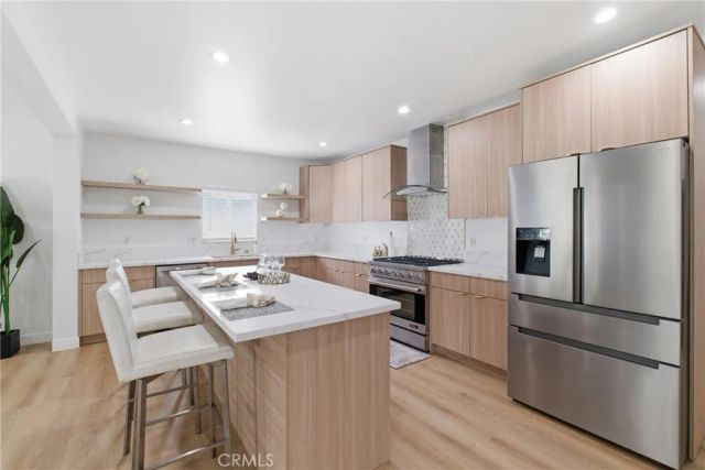 4207 S Van Ness Avenue, Los Angeles, CA 90062