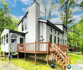 183 Radcliff Road, Lehman Twp, PA 18324
