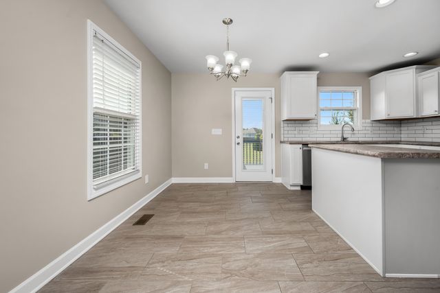 311 Heatherwood Dr, Murfreesboro, TN 37129
