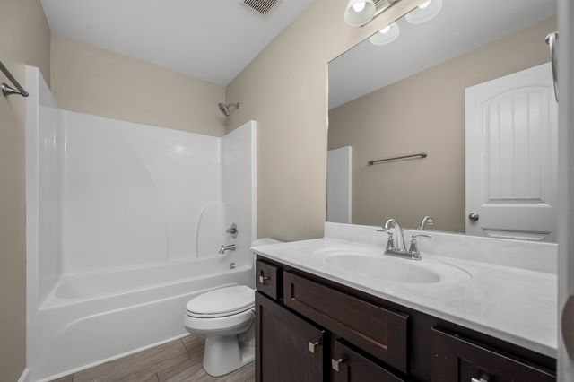 311 Heatherwood Dr, Murfreesboro, TN 37129